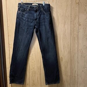 Signature Levi Strauss Jeans:  waist size 30 Length 32